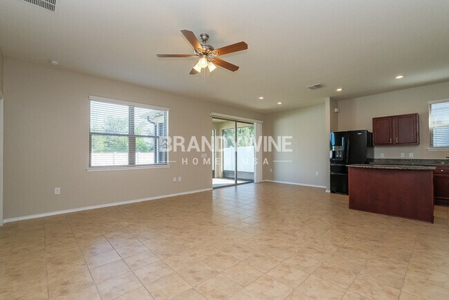 Foto del edificio - 15405 Stone House Dr