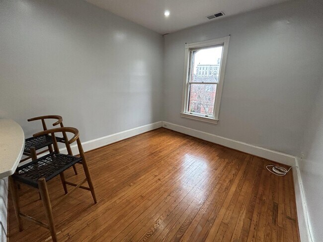 Foto del edificio - 1326 Vermont Ave NW