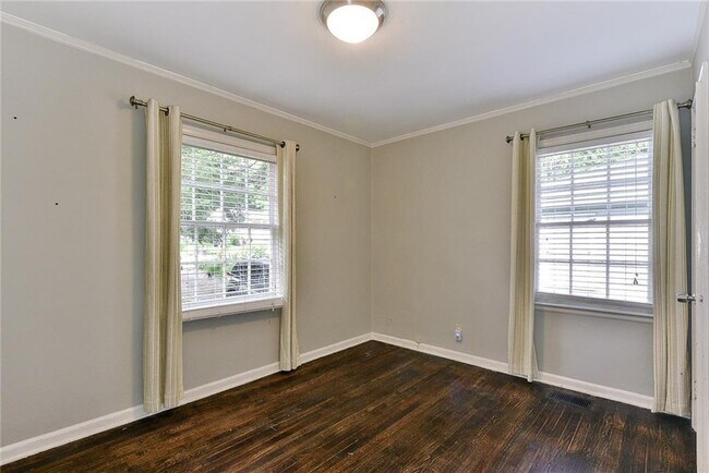 Foto del edificio - 1091 Napier St SE