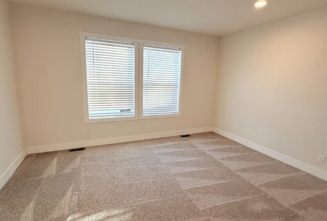 Foto del edificio - 17050 Coventry Ln