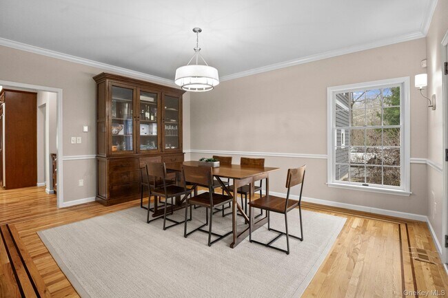 Foto del edificio - 105 Hardscrabble Lake Dr