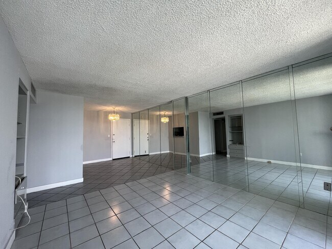 Building Photo - 1990 Marseille Dr