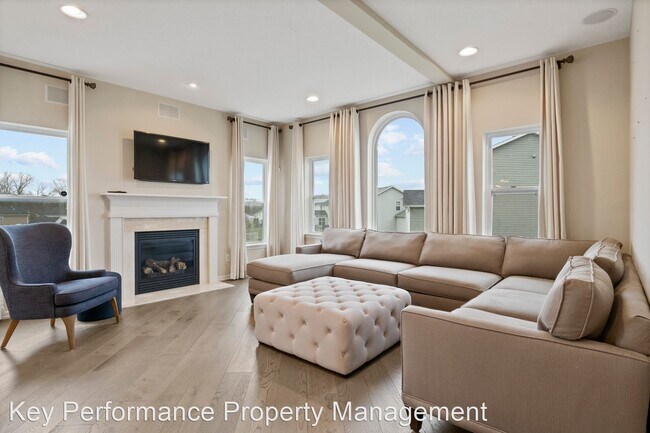 Building Photo - 3 br, 2.5 bath House - 19 Blaydon Loop