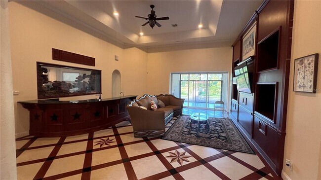 Foto del edificio - 2841 Lloyd Ln