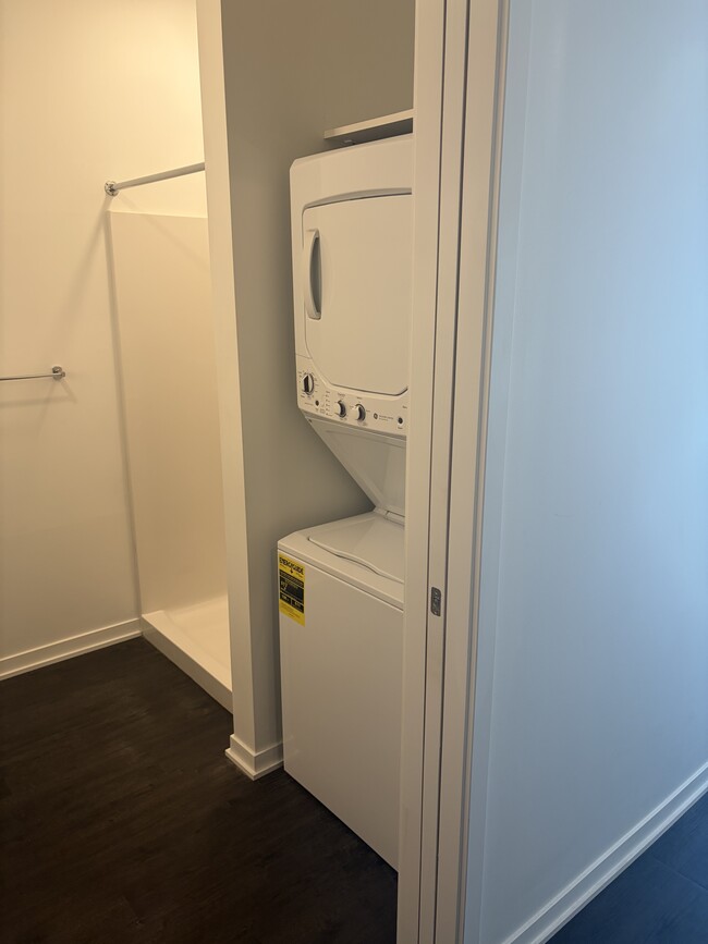 Foto del edificio - 329 5th St