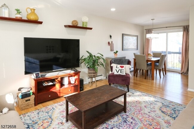 Building Photo - 39 Harrison Ave