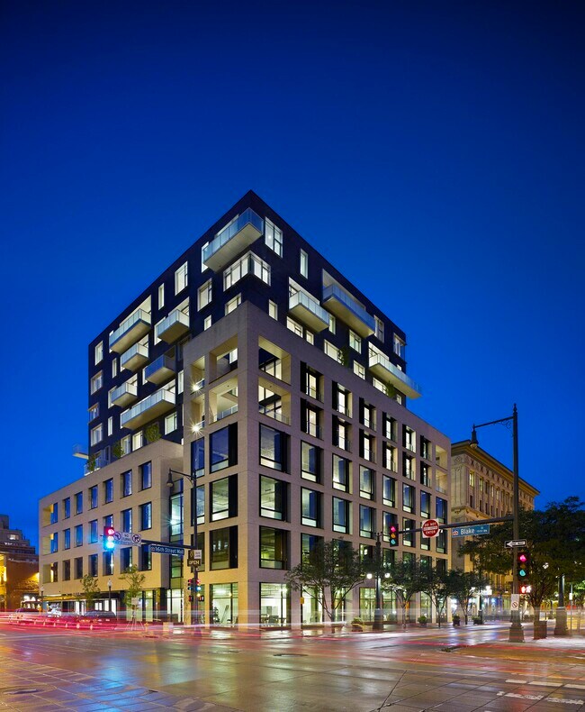 Foto del edificio - 1555 Blake St