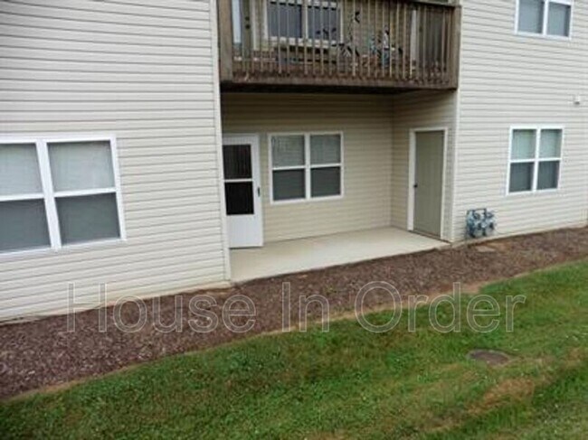 Foto del edificio - 104 Olde Covington Way