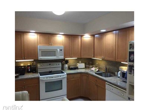 Primary Photo - 933 Cypress Grove Dr