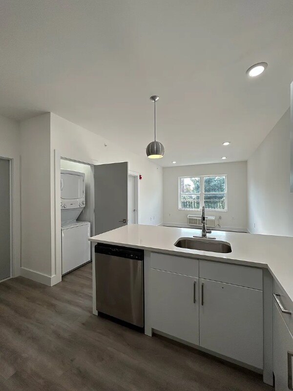 Building Photo - 1127 Stuyvesant Ave.