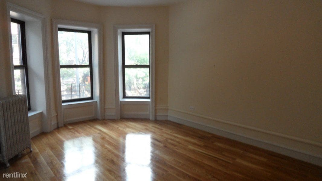 Building Photo - 402 W 148th St
