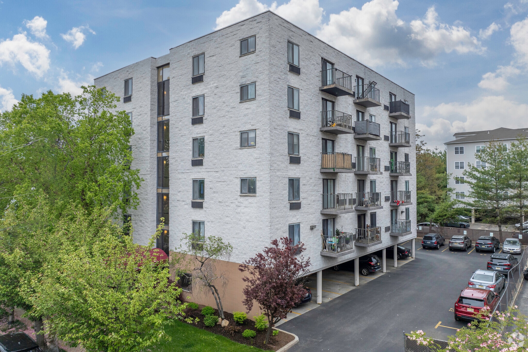 Park Lane Condominium