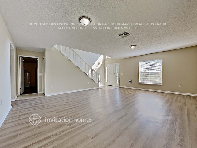 Foto del edificio - 1225 Howland Blvd