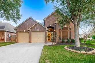 Building Photo - 643 Avery Dr