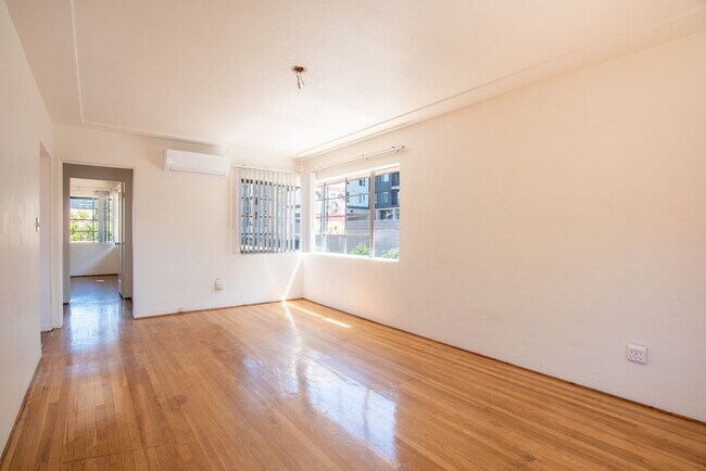 Foto del edificio - 3740-3748 6th Avenue
