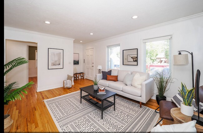 Building Photo - 2134 Crystal Ave