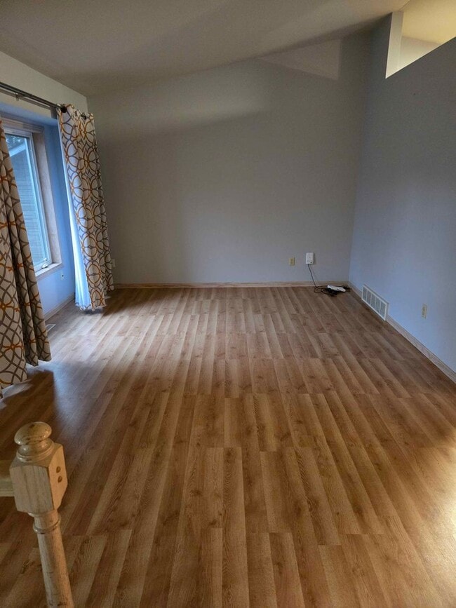 Foto del edificio - 2623 Edgewood Ln