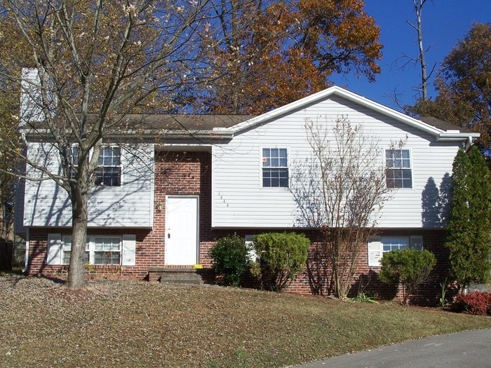 1444 Overton Ln, Knoxville, TN 37923 House Rental in Knoxville, TN