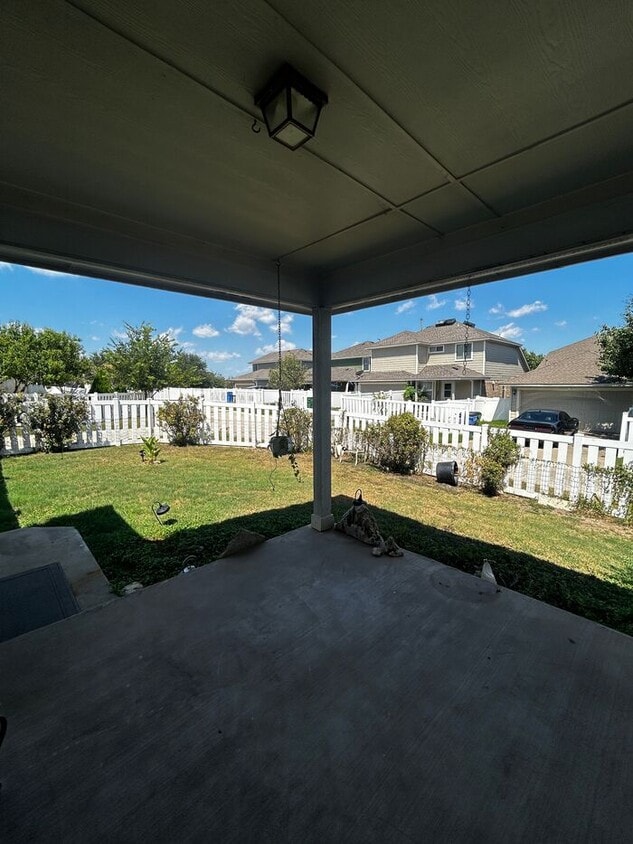 128 Lava Bed Dr, Pflugerville, TX 78660 House Rental in