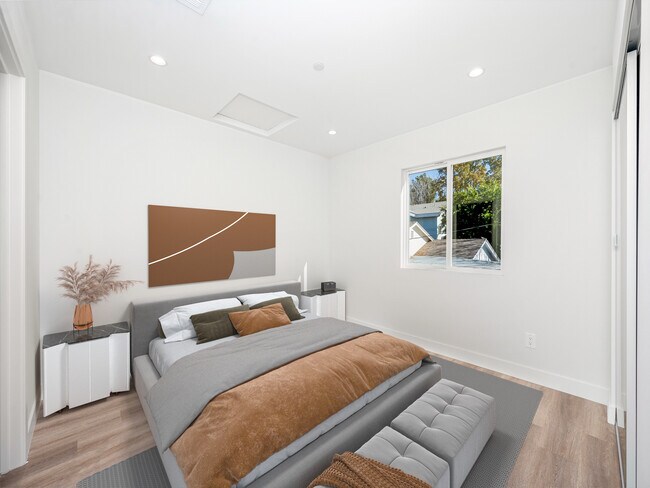 Foto del edificio - 13844 Haynes St