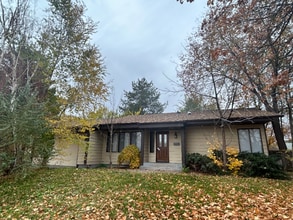 Building Photo - 1636 Targhee Dr