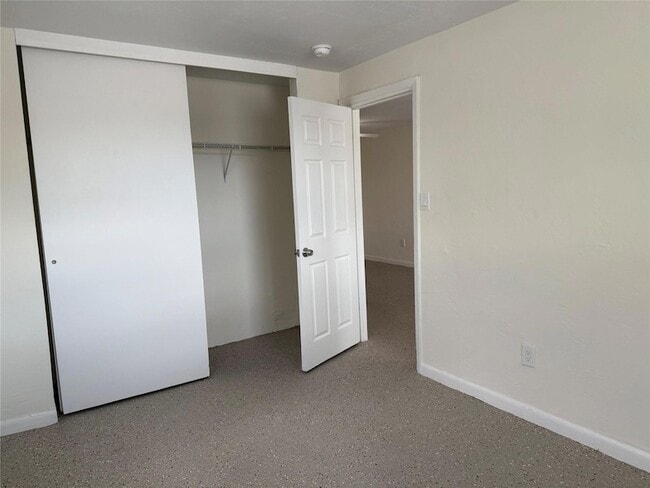 Foto del edificio - 2830 NW 15th Ct