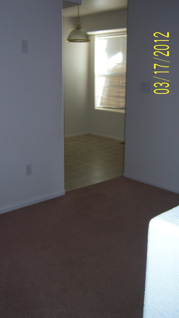Foto del edificio - In Gated Community 2 Bed 2 Bath Condo 2 Ca...