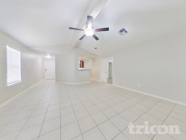 Building Photo - 717 Totem Trail Dr