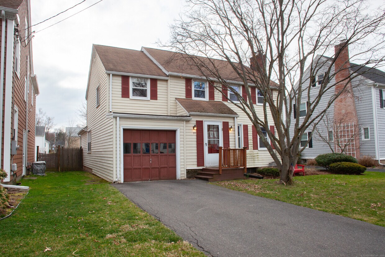 Primary Photo - 77 Sylvan Ave