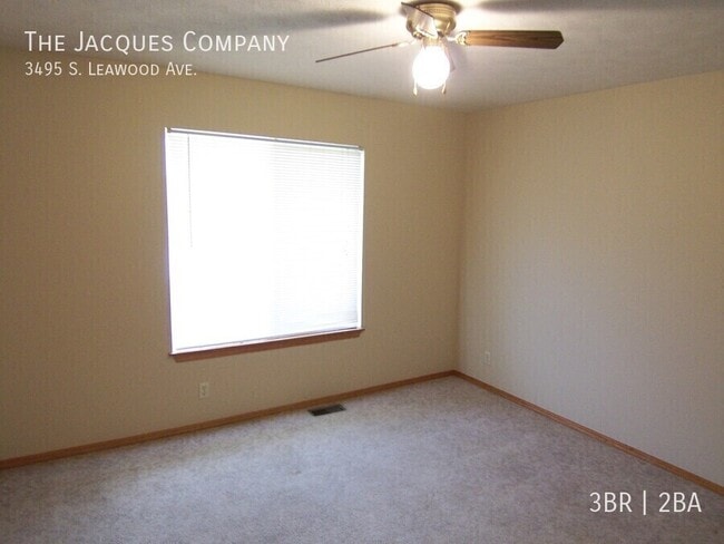 Building Photo - 3495 Leawood Ave
