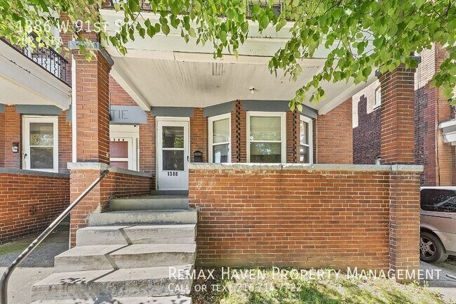 Building Photo - 1386 W 91st St, Cleveland -  2 Bed 1 Bath ...