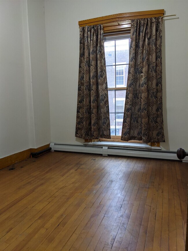 Building Photo - 2-6 Tremont St