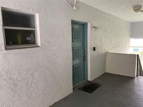 Building Photo - 8400 W Sample Rd