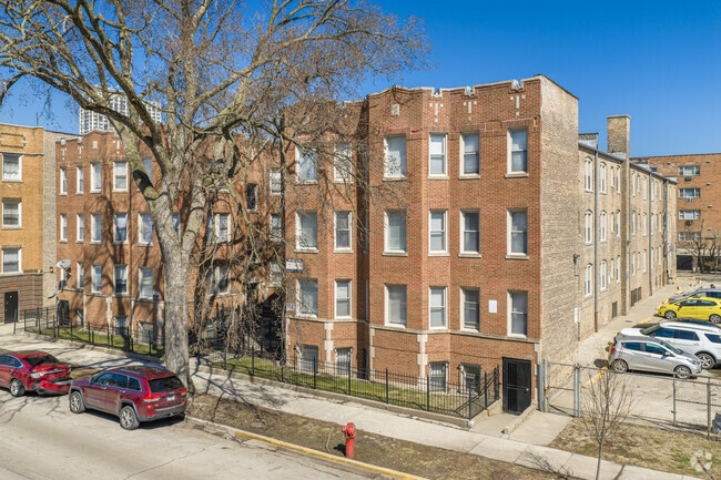 Building Photo - 7609 S Coles Ave