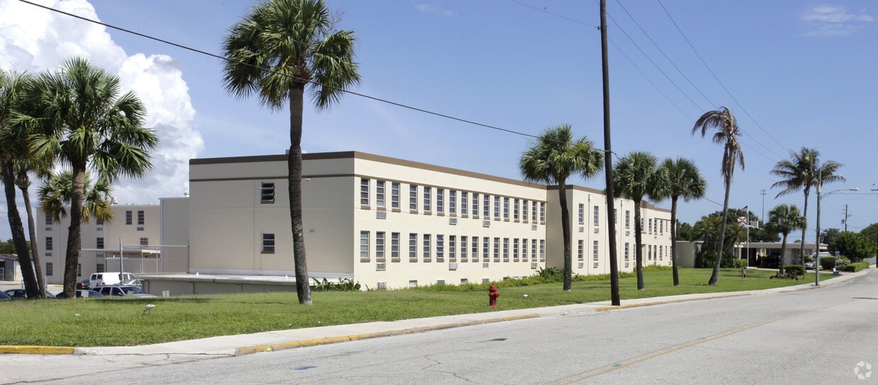 Foto del edificio - Buell L. Brown Center