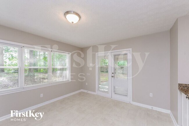 Foto del edificio - 6770 Bent Creek Dr