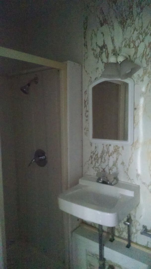 Foto del edificio - Large Home available August of 2024!