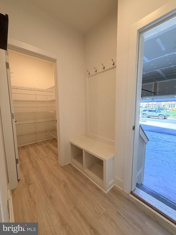 Foto del edificio - 1530 Sandpiper Bay Lp