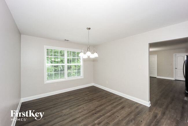 Building Photo - 4854 Brookwood Pl