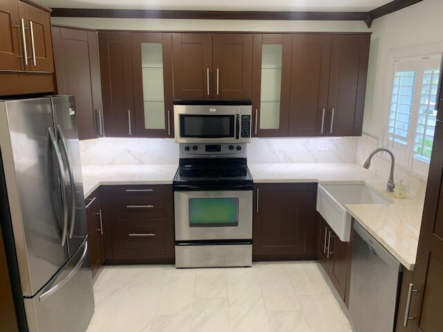 Kitchen - 7634 SW 55th Ave
