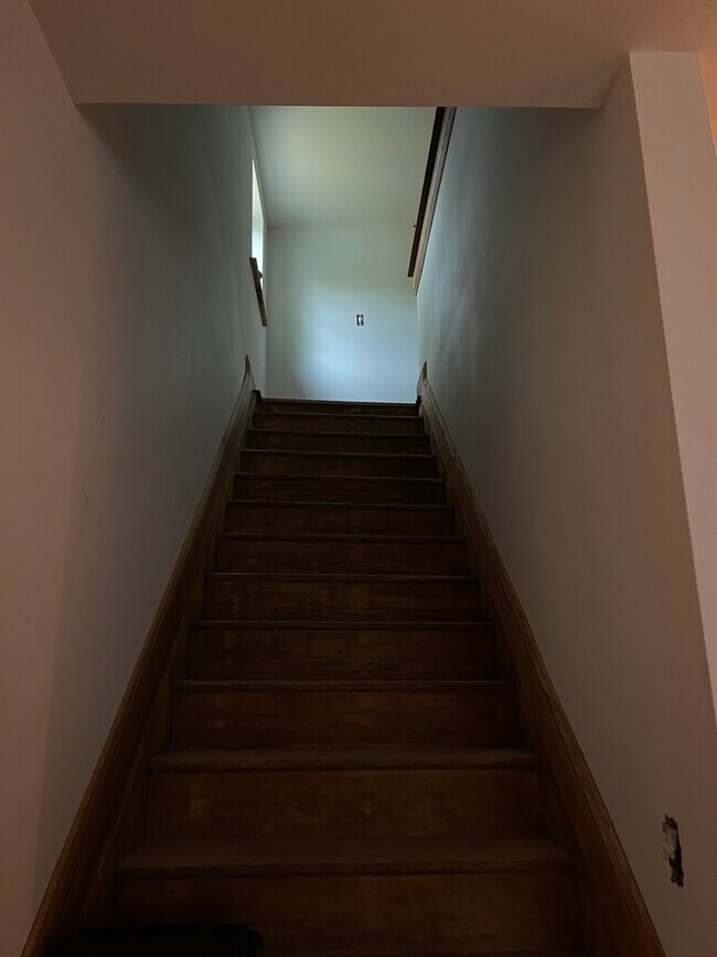 Building Photo - 15854 Saint Anthony Rd