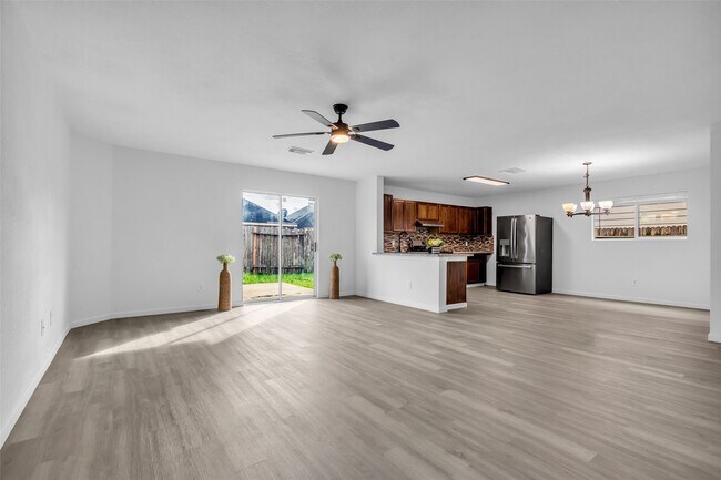 Foto del edificio - 839 Darbydale Crossing Ln