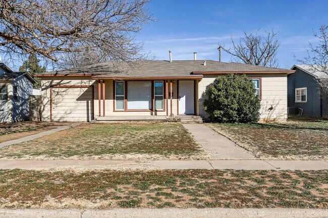 Foto del edificio - Cute 2/1/1 near Monterey High School