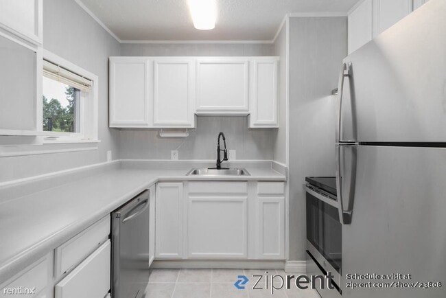Building Photo - 3 br, 2 bath House - 12917 Northeast Holla...