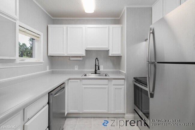 Foto del edificio - 3 br, 2 bath House - 12917 Northeast Holla...