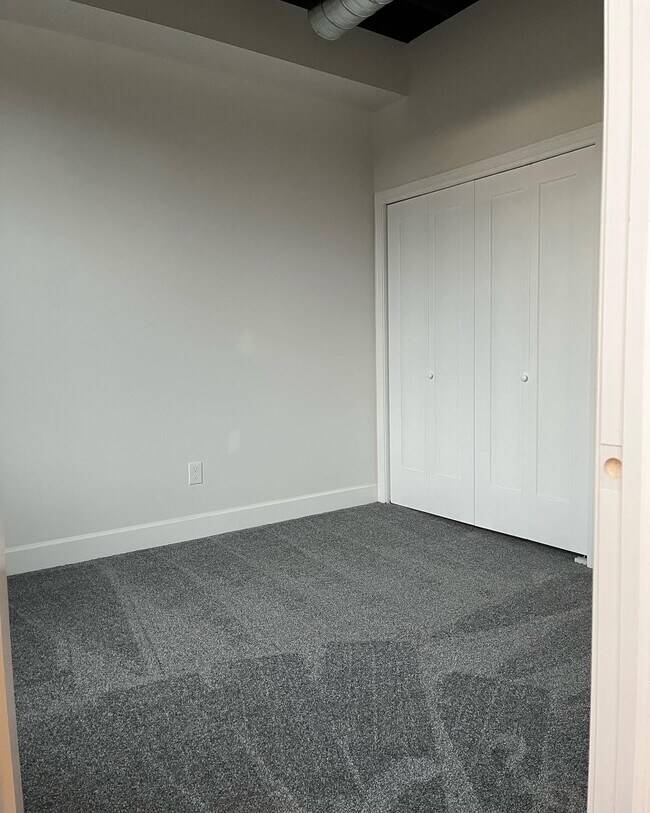 Dormitorio de invitados - 175 S Transit St