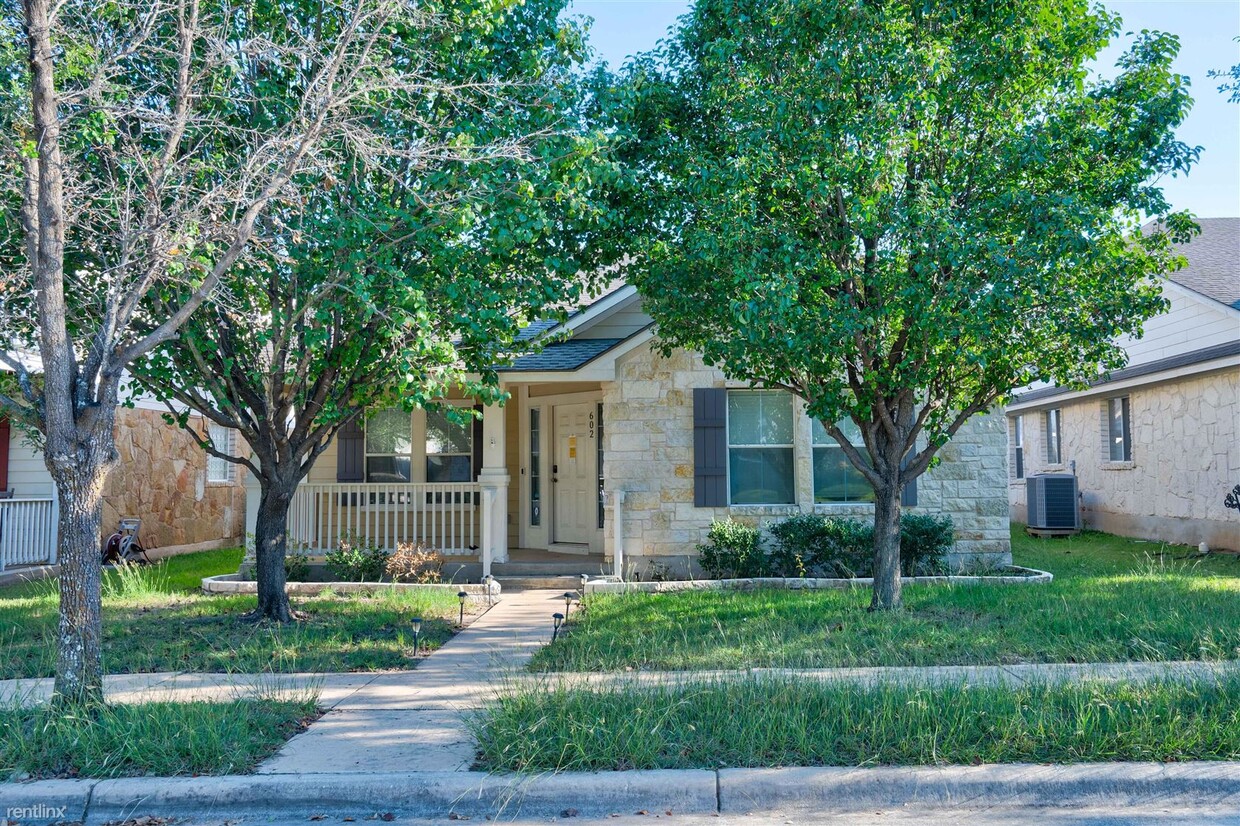 Primary Photo - 3 br, 2 bath House - 602 Brazos Bend Dr