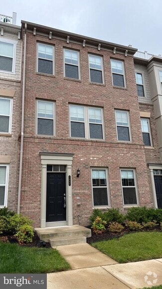 Building Photo - 1949 Greenbriar Hall Rd