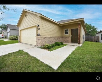 Building Photo - 3443 RedBud Grv