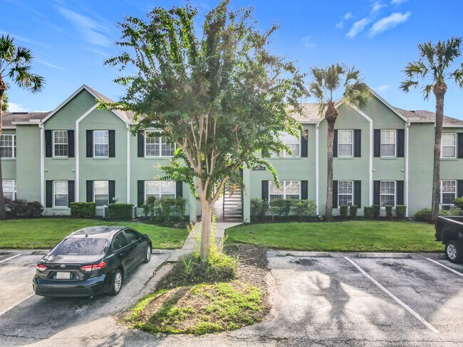 Foto del edificio - 2065 Dixie Belle Dr